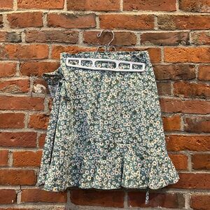 Daisy Floral Green Wrap Skirt